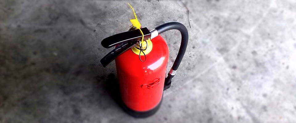 Ochrona przeciwpożarowa BHP – gaśnice i akcesoria gaśnicze
